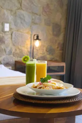 Comida en o cerca de este hotel