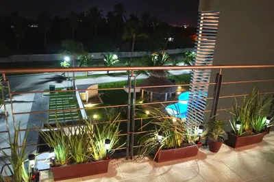 Un balcón o terraza de Penthouse con Jacuzzi en Acapulco Diamante
