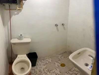 Un baño de Miroji
