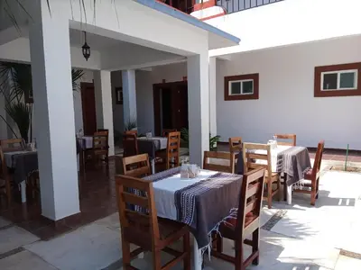 Un patio o zona al aire libre en Hotel D Abril
