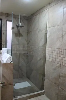 Un baño de Hotel Boutique La Rioja