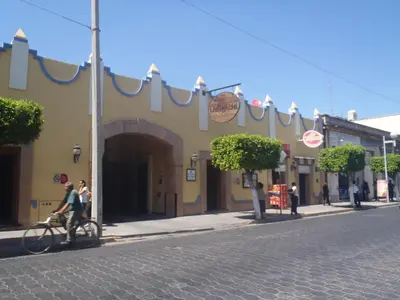 El barrio de los alrededores o un barrio cerca de este hotel