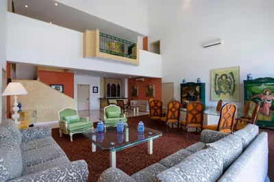 Zona de estar de Hilton MM Grand Hotel Puebla, Tapestry Collection