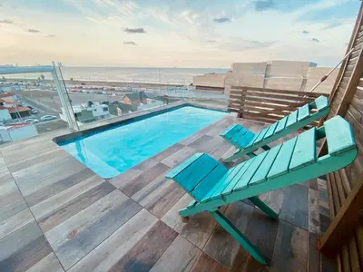 Piscina en o cerca de Alberca privada, vista al mar, frente playa foro boca