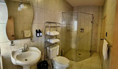 Un baño de The FLORENTHINA'S House