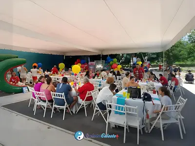 Un restaurante o sitio para comer en Quinta Celeste
