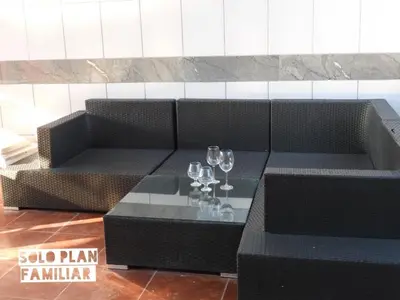Zona de estar de Bonita Casa en Condominio con Alberca y Acceso al Lago