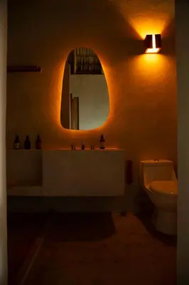 Un baño de Monte Uzulu