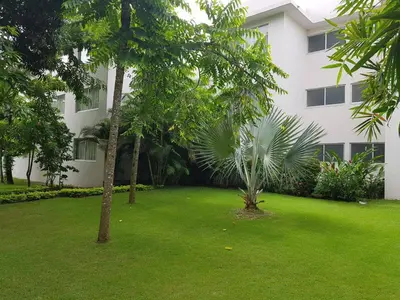 Jardín al aire libre en Hotel Verdi