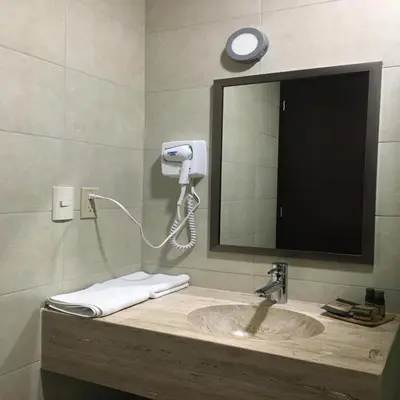 Un baño de Harbour Inn - Veracruz