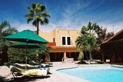 Piscina en o cerca de Casa Marly