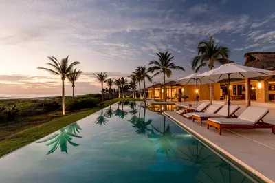 Plano de Casa Constantia Beach Front Villa