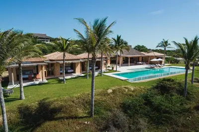 Plano de Casa Constantia Beach Front Villa