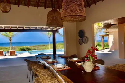 Plano de Casa Constantia Beach Front Villa