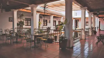 Un restaurante o sitio para comer en Parador Monte Carmelo