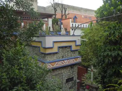 Jardín al aire libre en Hotel Casa Arnel