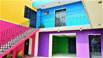 Edificio en el que se encuentra el apartamento