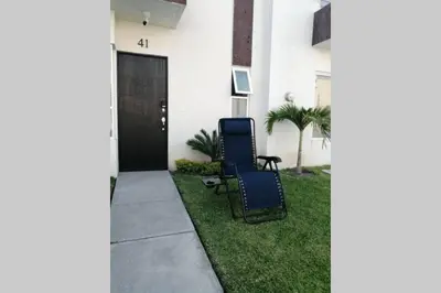 Jardín al aire libre en Any Mood! casa de descanso con Jacuzzi climatizado