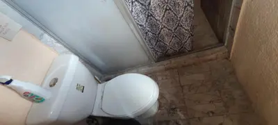 Un baño de IOW4 LM Yoga Lounge