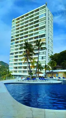 Piscina en o cerca de Departamento con Preciosa Vista al Mar en Acapulco Diamante