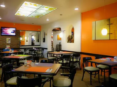 Un restaurante o sitio para comer en HOTEL BRISA Coatzacoalcos