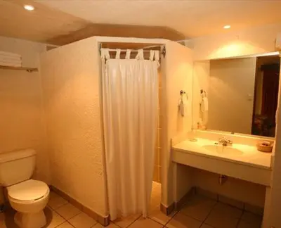 Un baño de Hotel Calenda