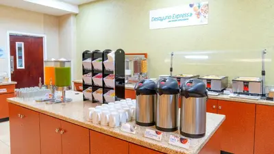 Bebidas en Holiday Inn Express & Suites Cuernavaca by IHG