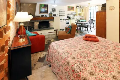 Cama o camas de una habitación en Retro by Majikal B&B