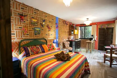 Cama o camas de una habitación en Alebrijes by Majikal B&B
