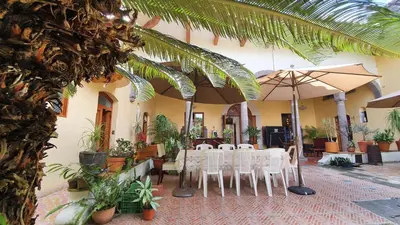Un restaurante o sitio para comer en Casa aroma de café, en el corazón de Coatepec.