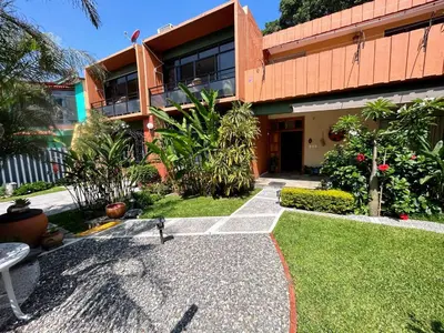 Jardín al aire libre en Casa de las Palmas Guest House