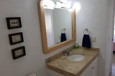 Un baño de Casa en Acapulco Diamante