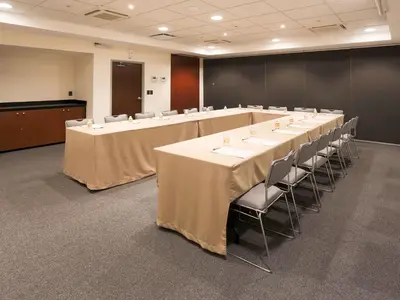 Zona business o sala de conferencias en City Express by Marriott Oaxaca