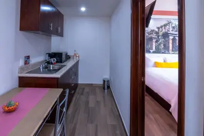 Una cocina o zona de cocina en Hotel Boutique Mardeka