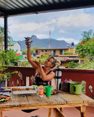 Un balcón o terraza de Mi Atardecer en Tepoz, Hostal