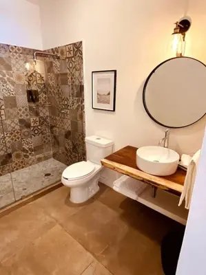Un baño de Tatala Hotel & Garden