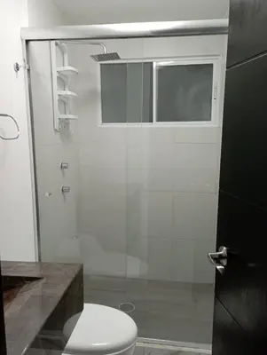 Un baño de ACAPULCO DIAMANTE!! HERMOSO DEPARTAMENTO NUEVO!!