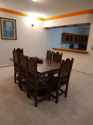 Plano de HERMOSA CASA EN CUERNAVACA: JARDÍN DEL LAGO