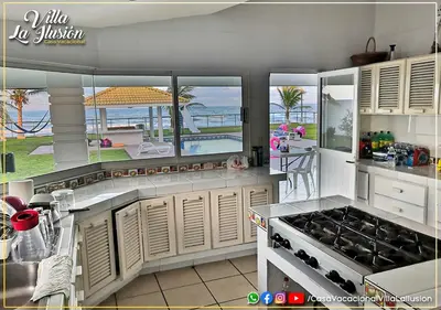 Una cocina o zona de cocina en Villa la Ilusión Casa Vacacional