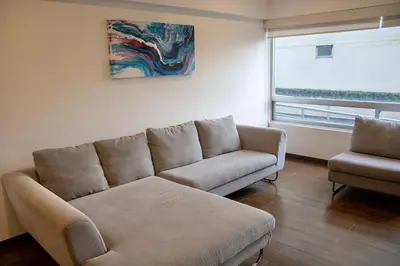 Zona de estar de Condo en Zona de Hospitales Condo en Planta Baja