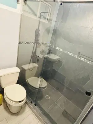 Un baño de Depa Frente al aeropuerto hasta 12 Huéspedes