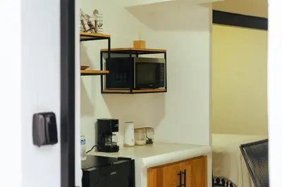 Una cocina o zona de cocina en Casa Don José: GIRASOLES Suite