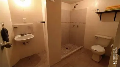 Un baño de A 10 min del zócalo!! Casa de 2 plantas
