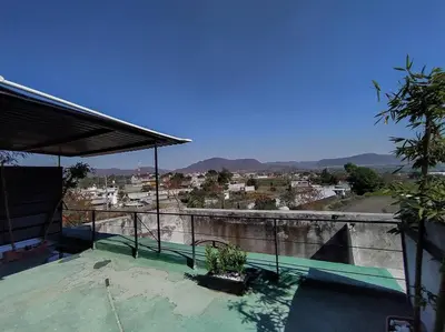 Un balcón o terraza de Casa con alberca dentro de ex-hacienda en Atlixco