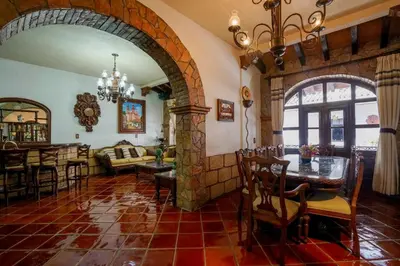 Un restaurante o sitio para comer en Casa Colonial Taxco Centro