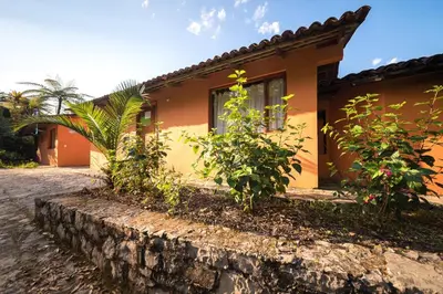 Jardín al aire libre en Hotel Taselotzin