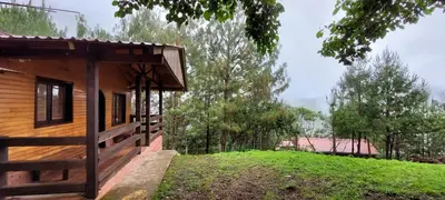 Jardín al aire libre en Cabaña La Vía Láctea
