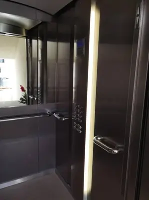 Un baño de Hermoso departamento con alberca