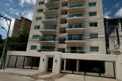 Edificio en el que se encuentra el apartamento