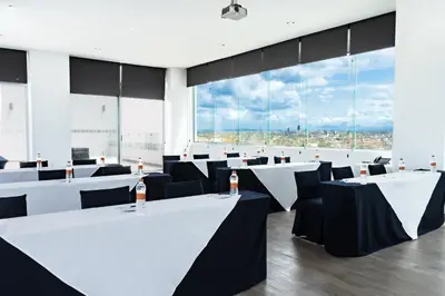 Zona business o sala de conferencias en Holiday Inn Express & Suites Puebla Angelopolis by IHG